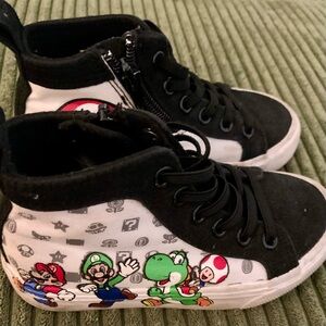 Ground Up Nintendo Super Mario High-Top Sneakers shoes  Size 11